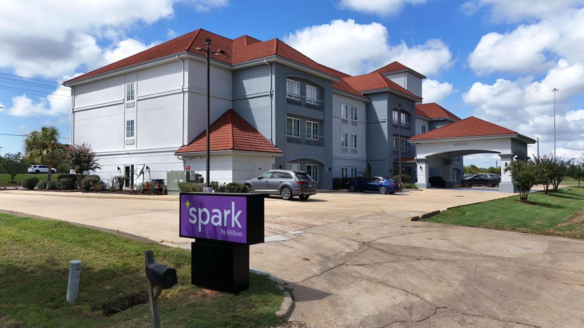 Spark By Hilton Брендон Екстер'єр фото